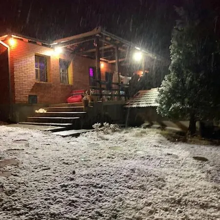 House Official Apartman *